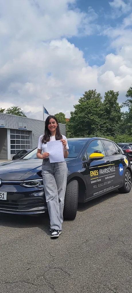 Bestandener Fahrschüler der Enes Fahrschule